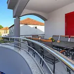 Cozy In With Wifi Zadar