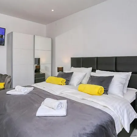 Amazing In With Wifi 公寓